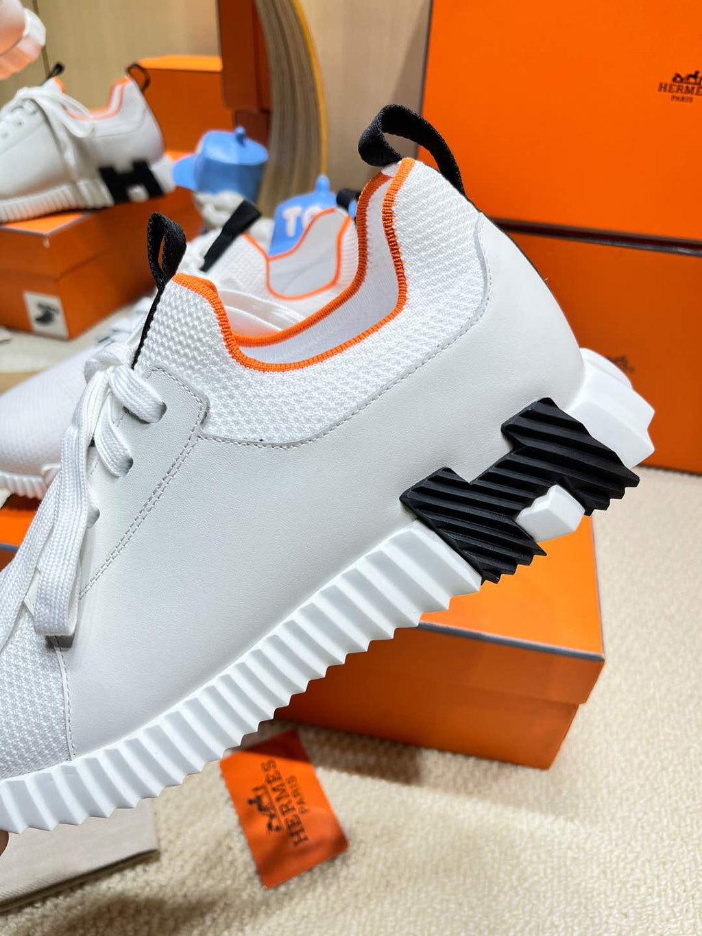 HERMES DEPART SLIP-ON SNEAKER IN WHITE KNIT AND CALFSKIN