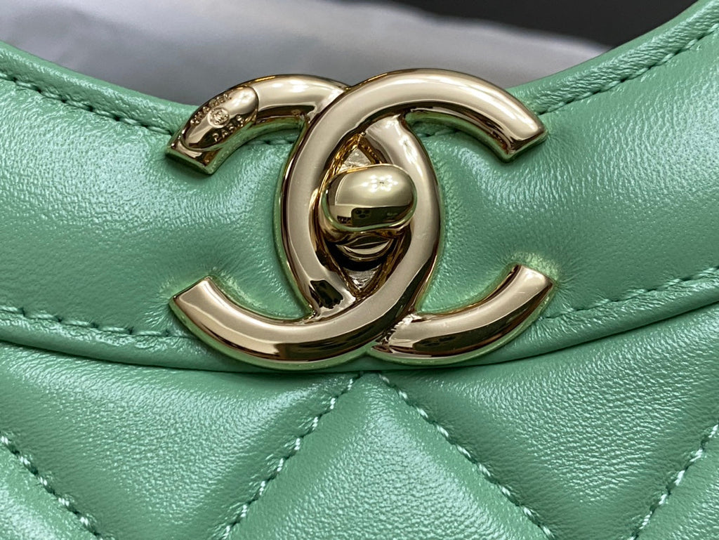 CHANEL SMALL 30 SHOPPING BAG IN GREEN MINT CALFSKIN