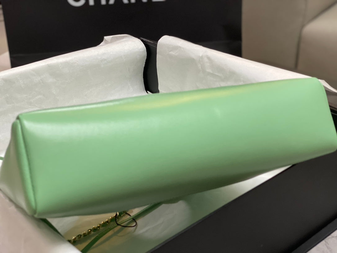 CHANEL SMALL 30 SHOPPING BAG IN GREEN MINT CALFSKIN