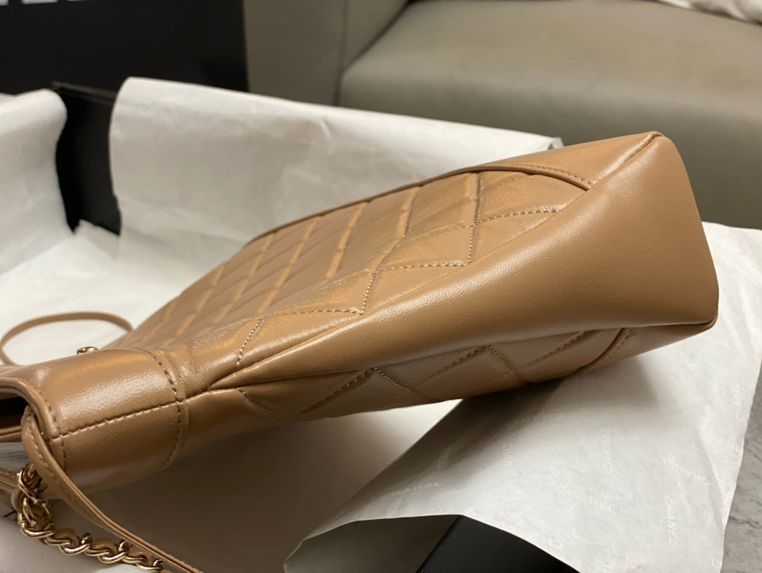 CHANEL SMALL 30 SHOPPING BAG IN CAMEL BROWN CALFSKIN