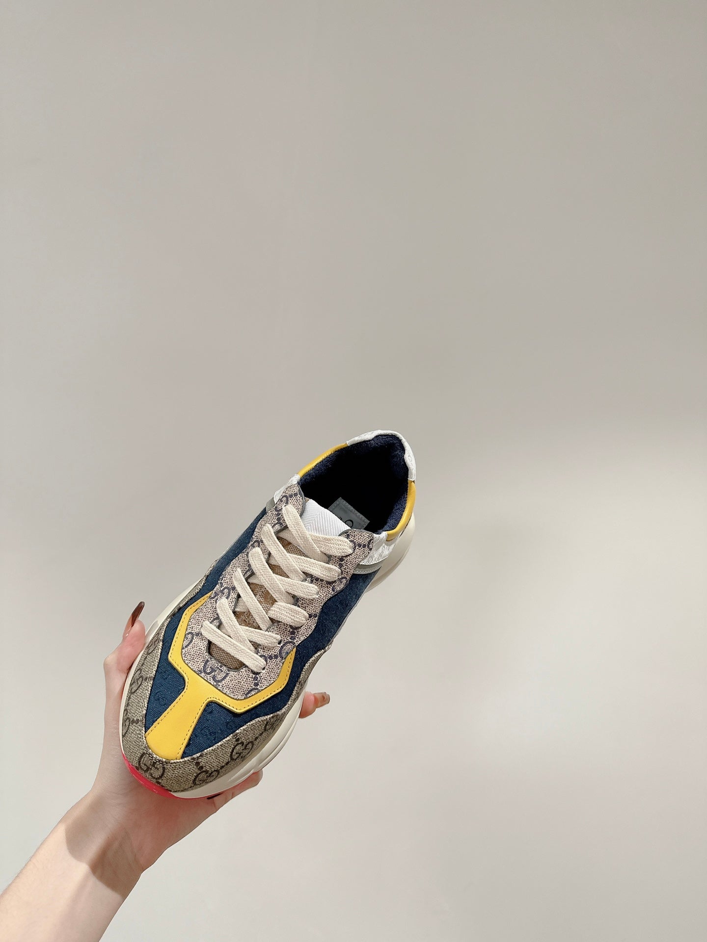 GUCCI RHYTON TRAINER LIGHT BROWN AND LEMON CALFSKIN