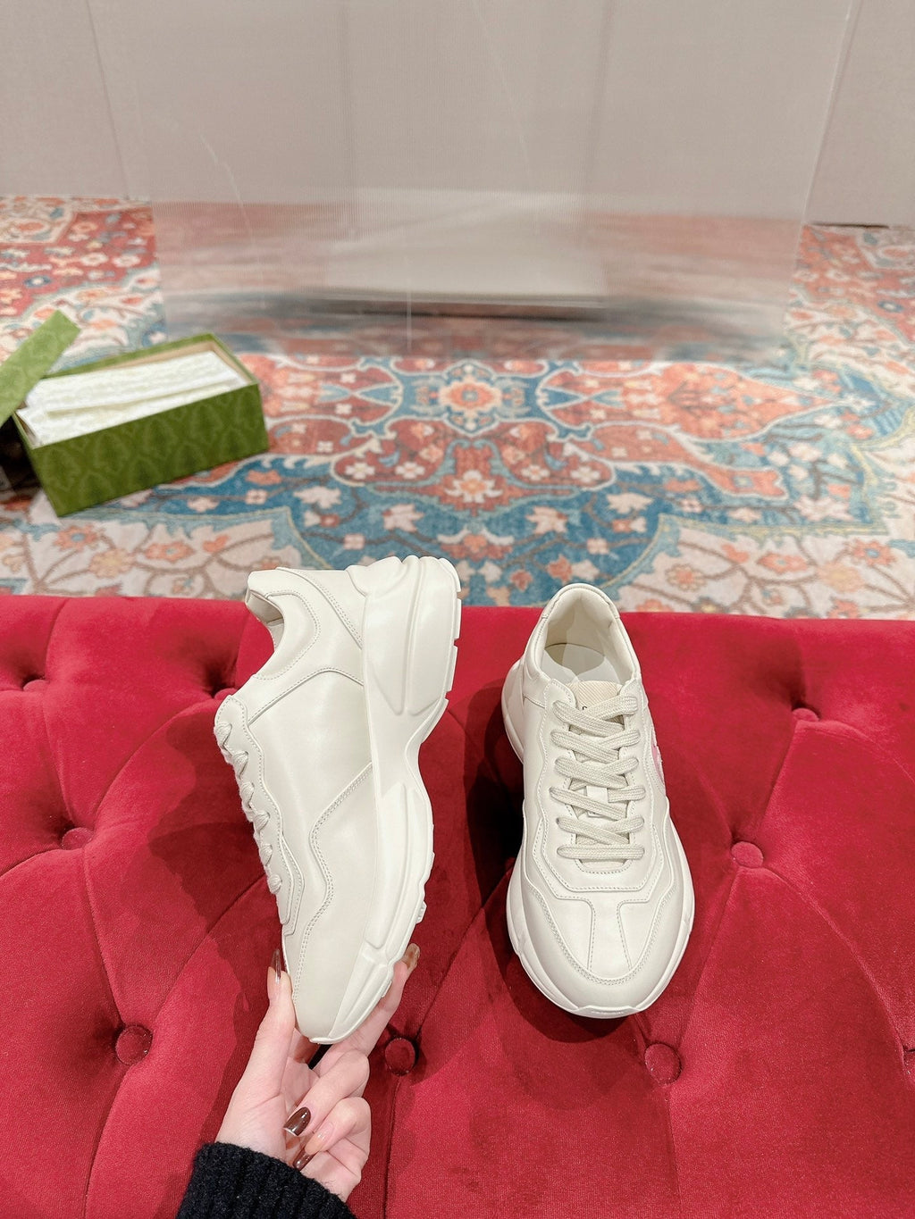 GUCCI RHYTON TRAINER WHITE CALFSKIN WITH PINK LOGO