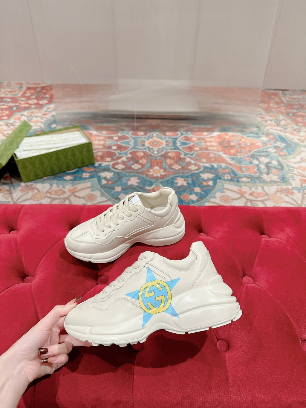 GUCCI RHYTON LOGO TRAINER WHITE CALFSKIN