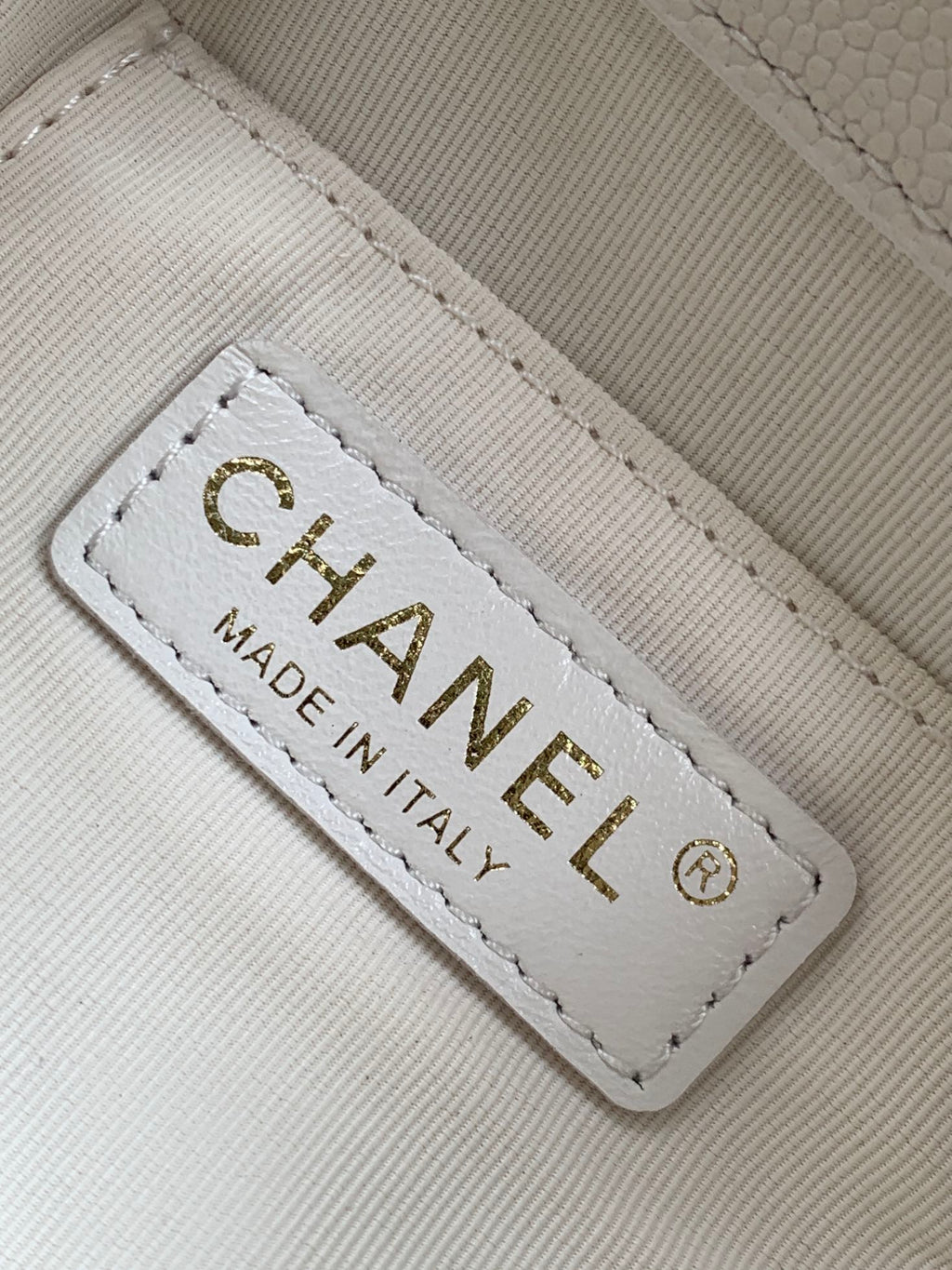 CHANEL DUMA BACKPACK 21 IN WHITE CALFSKIN