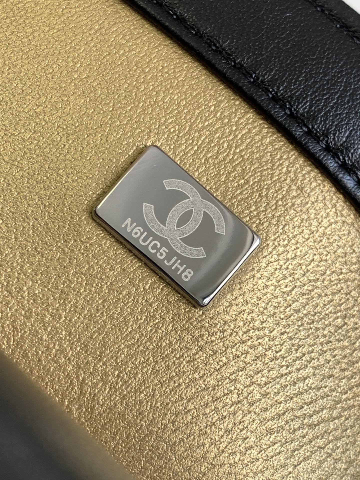 CHANEL SMALL 20 FLAP BAG IN BLACK CALFSKIN