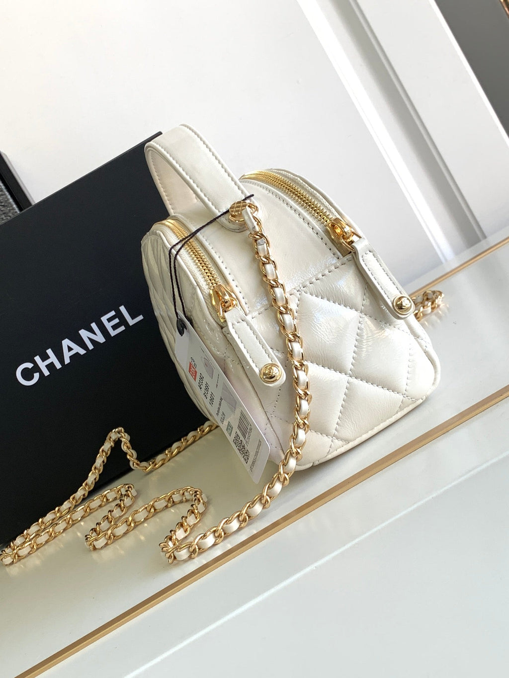 CHANEL CLASSIC MINI 20 CLUTCH WITH STRAP IN GLOSSY WHITE CALFSKIN