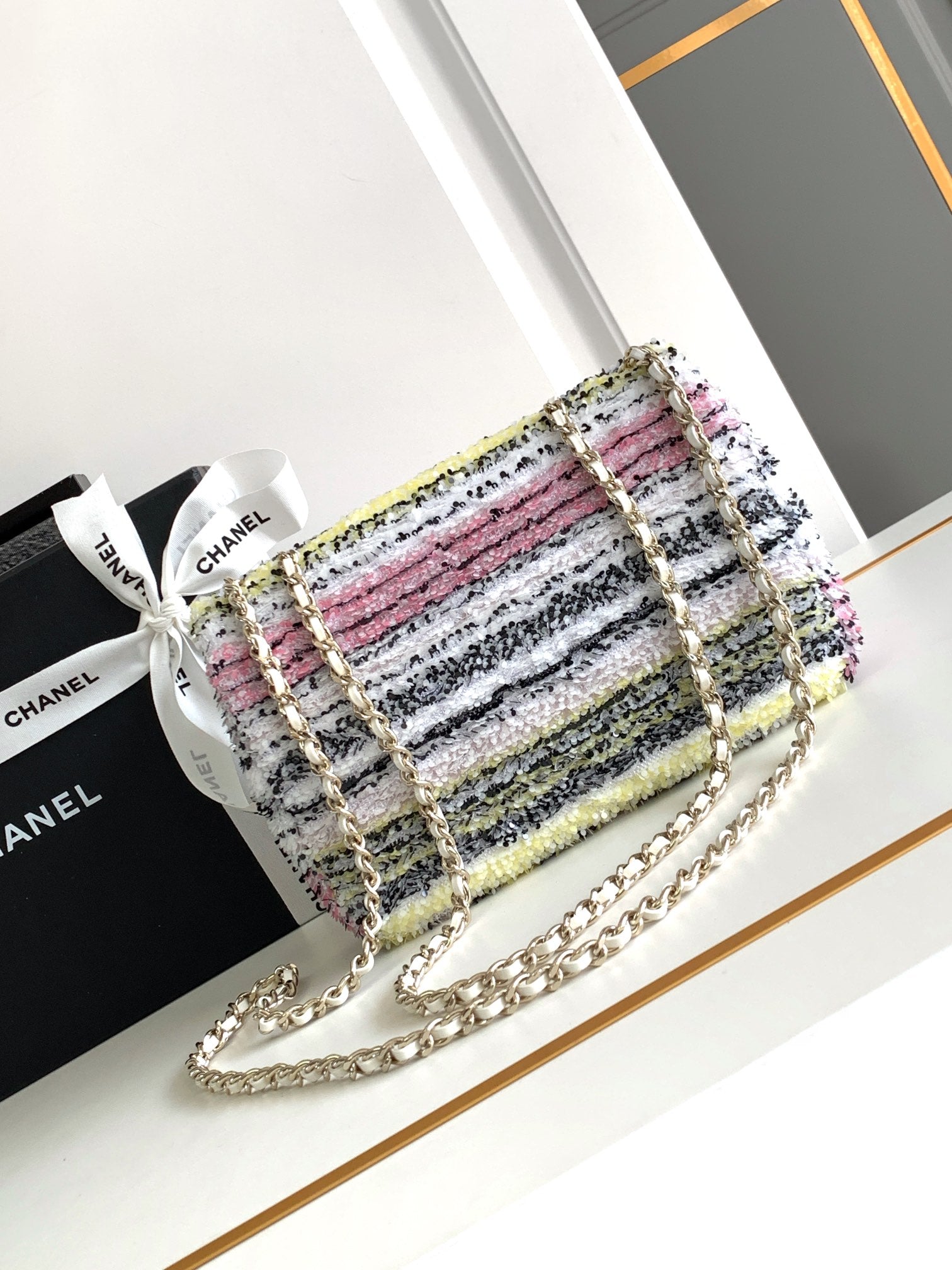 CHANEL MINI 21 FLAP BAG IN COLORFUL WOOL TWEED