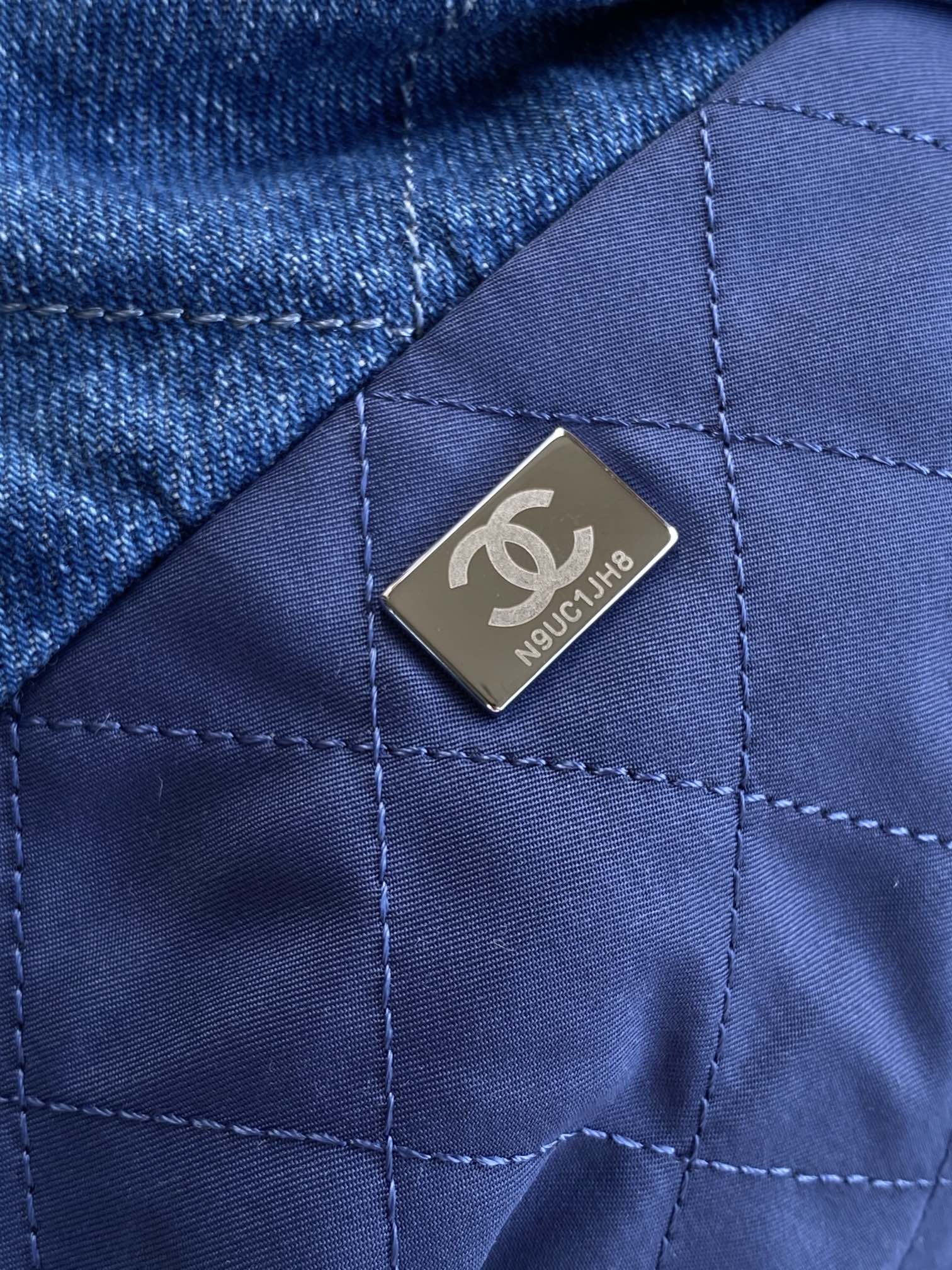 CHANEL MEDIUM 37 BAG IN NAVY BLUE DENIM