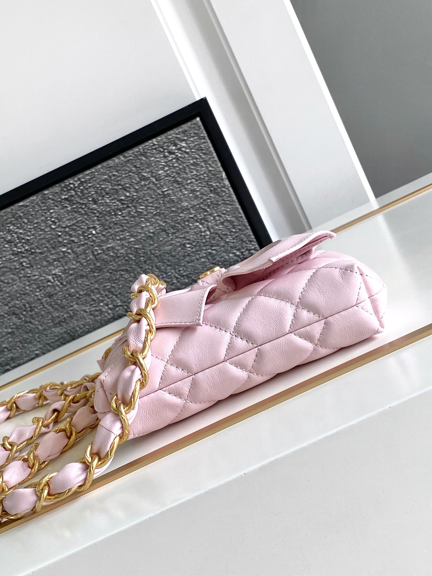 CHANEL MINI 13 CLUTCH WITH STRAP IN LIGHT PINK LAMBSKIN ATTACH BOW