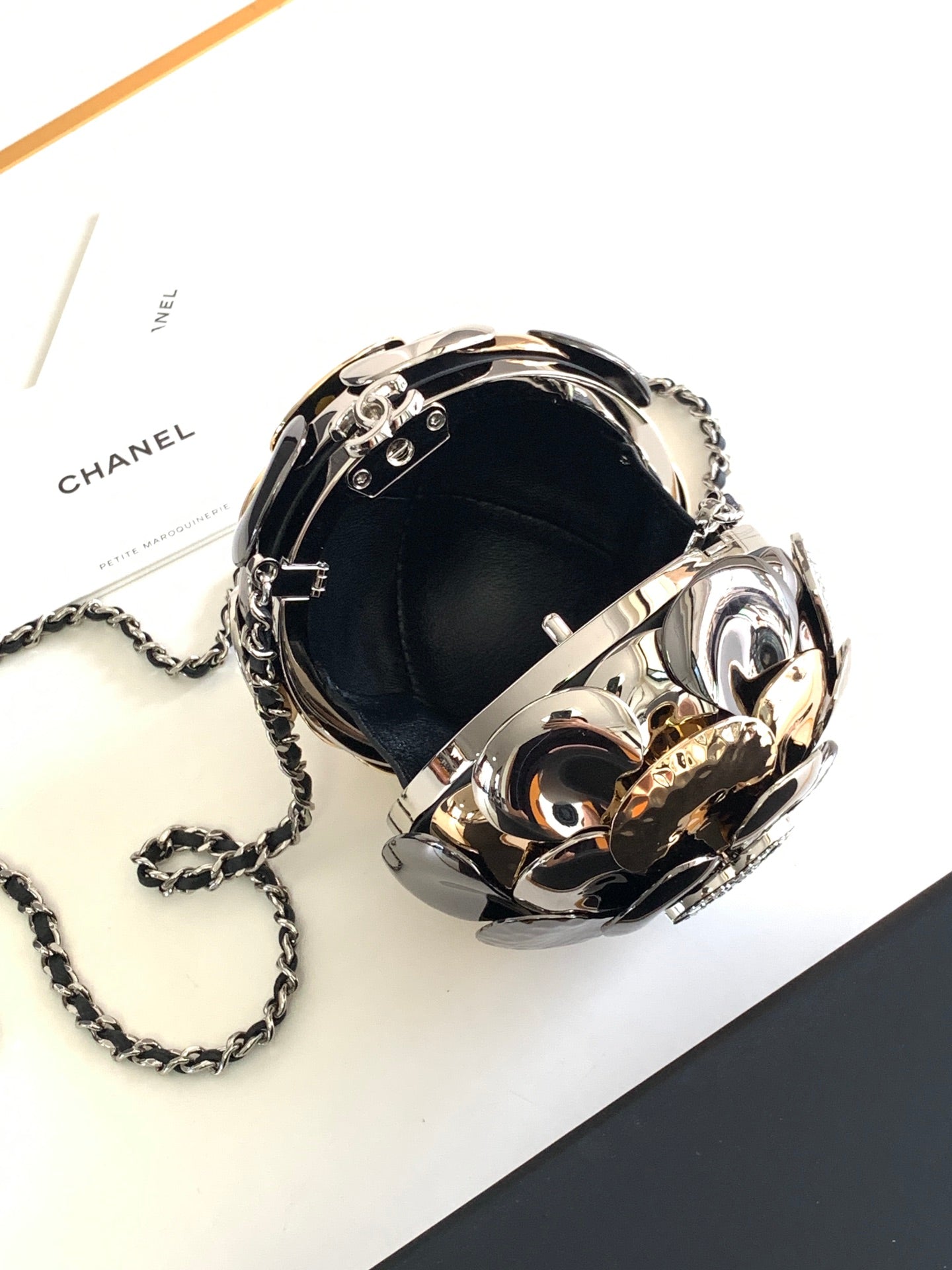 CHANEL EVENING BAG 9 GOLD SILVER RUTHENIUM METAL WITH CRYSTAL