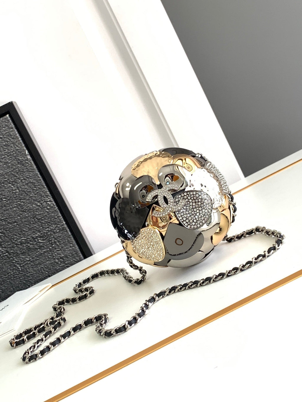 CHANEL EVENING BAG 9 GOLD SILVER RUTHENIUM METAL WITH CRYSTAL