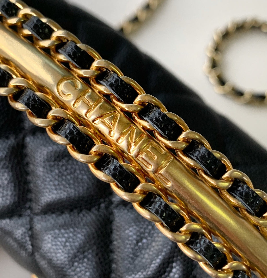 CHANEL MINI 19 CLUTCH WITH STRAP IN BLACK CALFSKIN