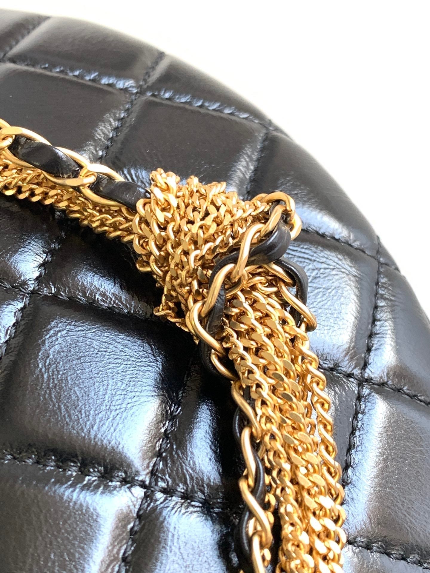 CHANEL 16 MINI POUCH IN BLACK GRAINED CALFSKIN AND GOLD METAL