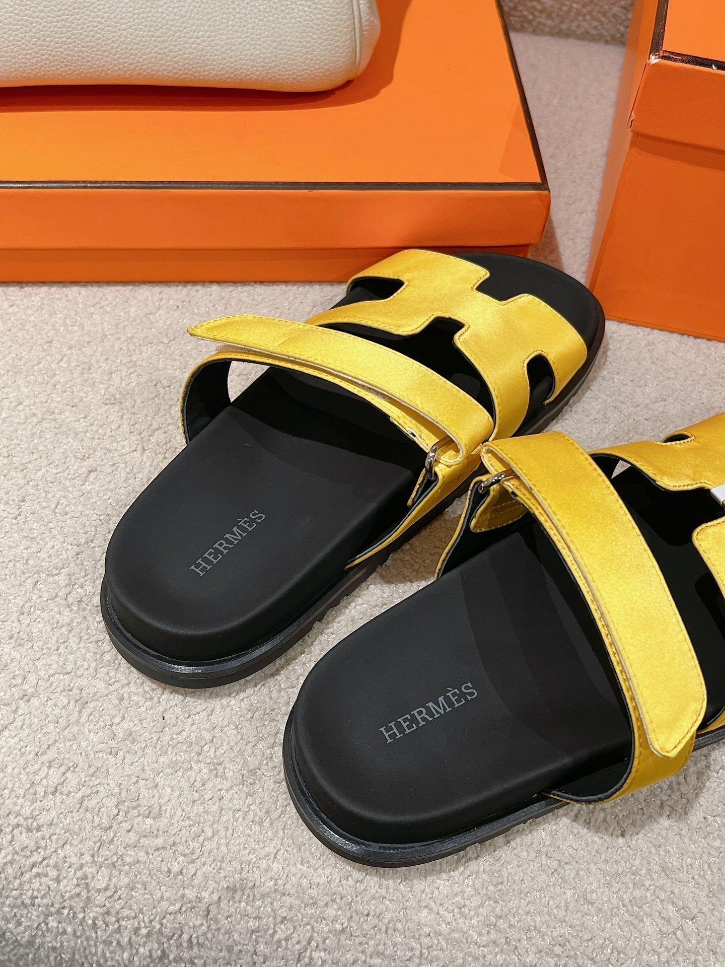 HERMES CHYPRE SANDAL BLACK MIX BRIGHT YELLOW CALFSKIN