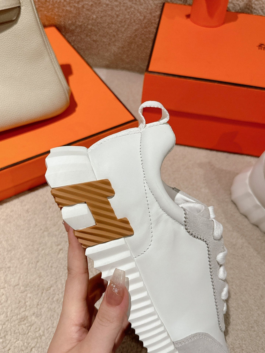 HERMES MAINLAND SNEAKER IN PALE GRAY SUEDE AND WHITE CALFSKIN 959308