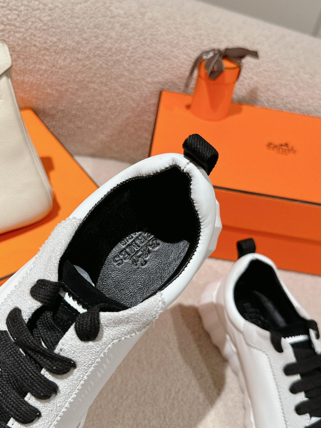 HERMES MAINLAND SNEAKER IN PALE GRAY SUEDE AND WHITE CALFSKIN