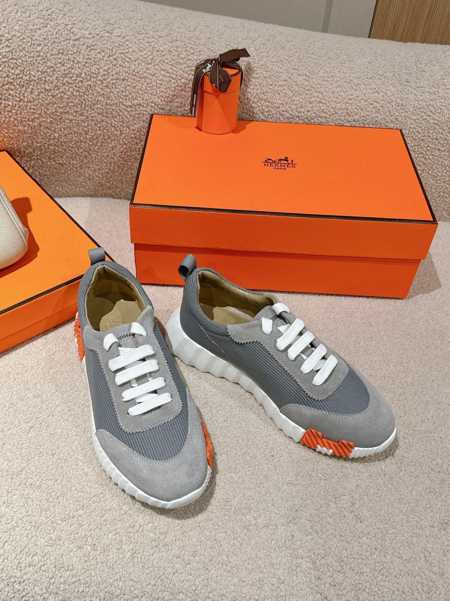 HERMES MAINLAND SNEAKER IN ASH GRAY SUEDE AND SHARK GRAY BREATHABLE MESH FABRIC
