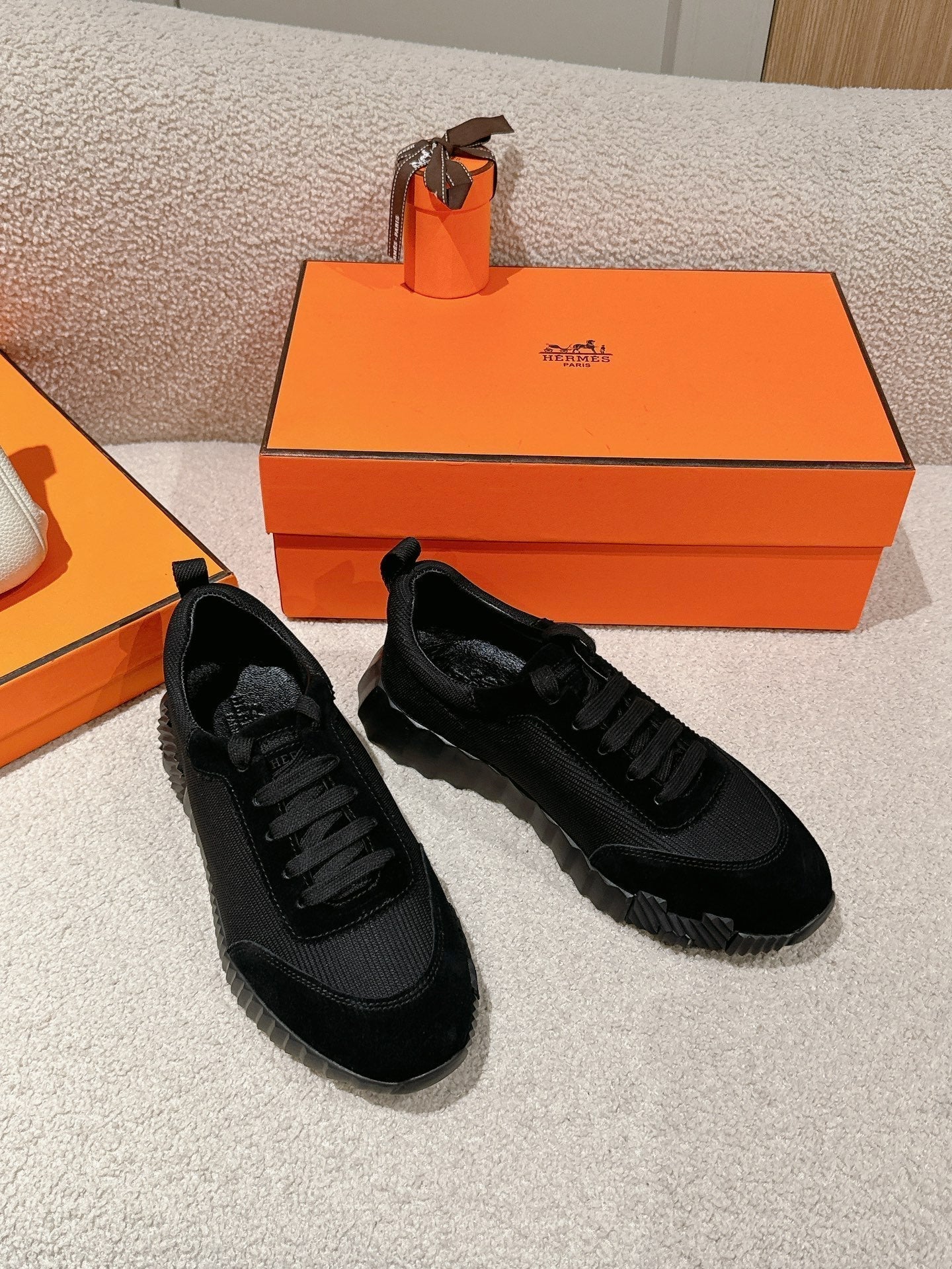 HERMES MAINLAND SNEAKER IN FULL BLACK SUEDE AND BREATHABLE MESH FABRIC