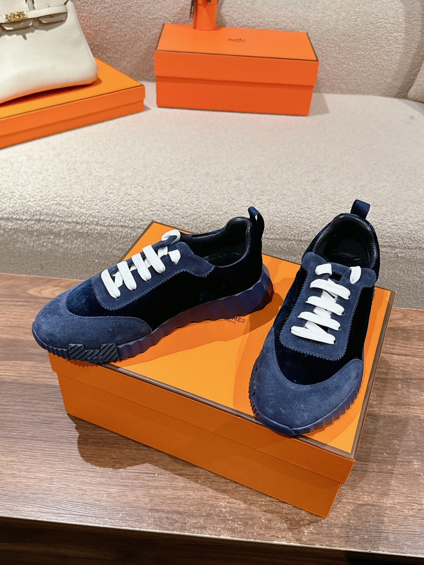 HERMES MAINLAND SNEAKER IN NAVY BLUE SUEDE AND BLACK VELVET