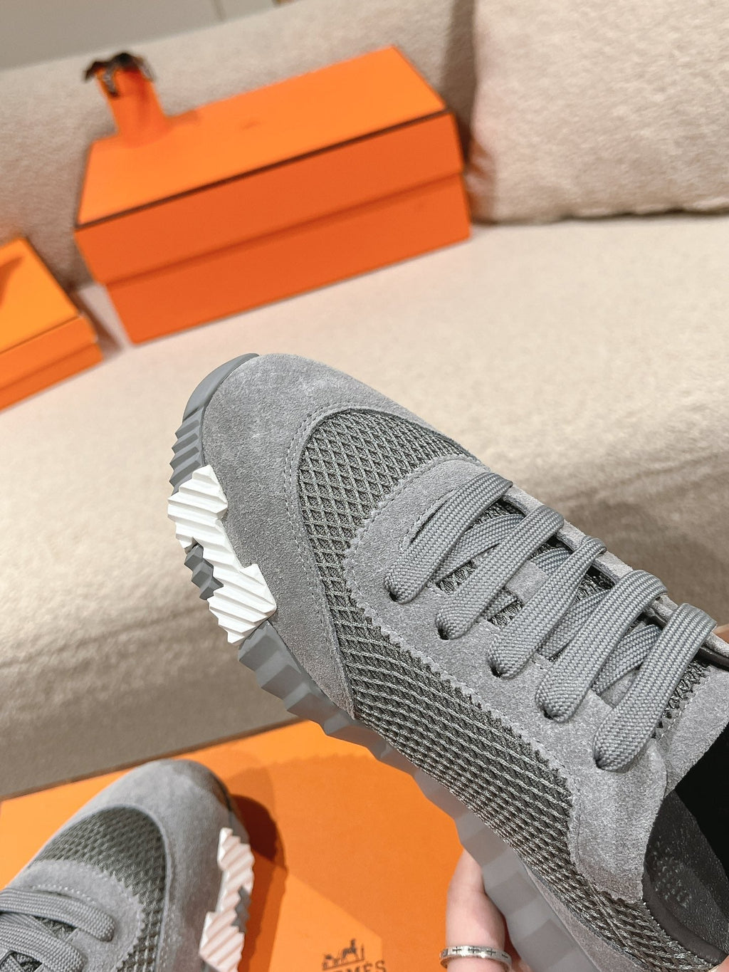 HERMES MAINLAND SNEAKER IN MOUSE GRAY SUEDE AND BREATHABLE MESH FABRIC