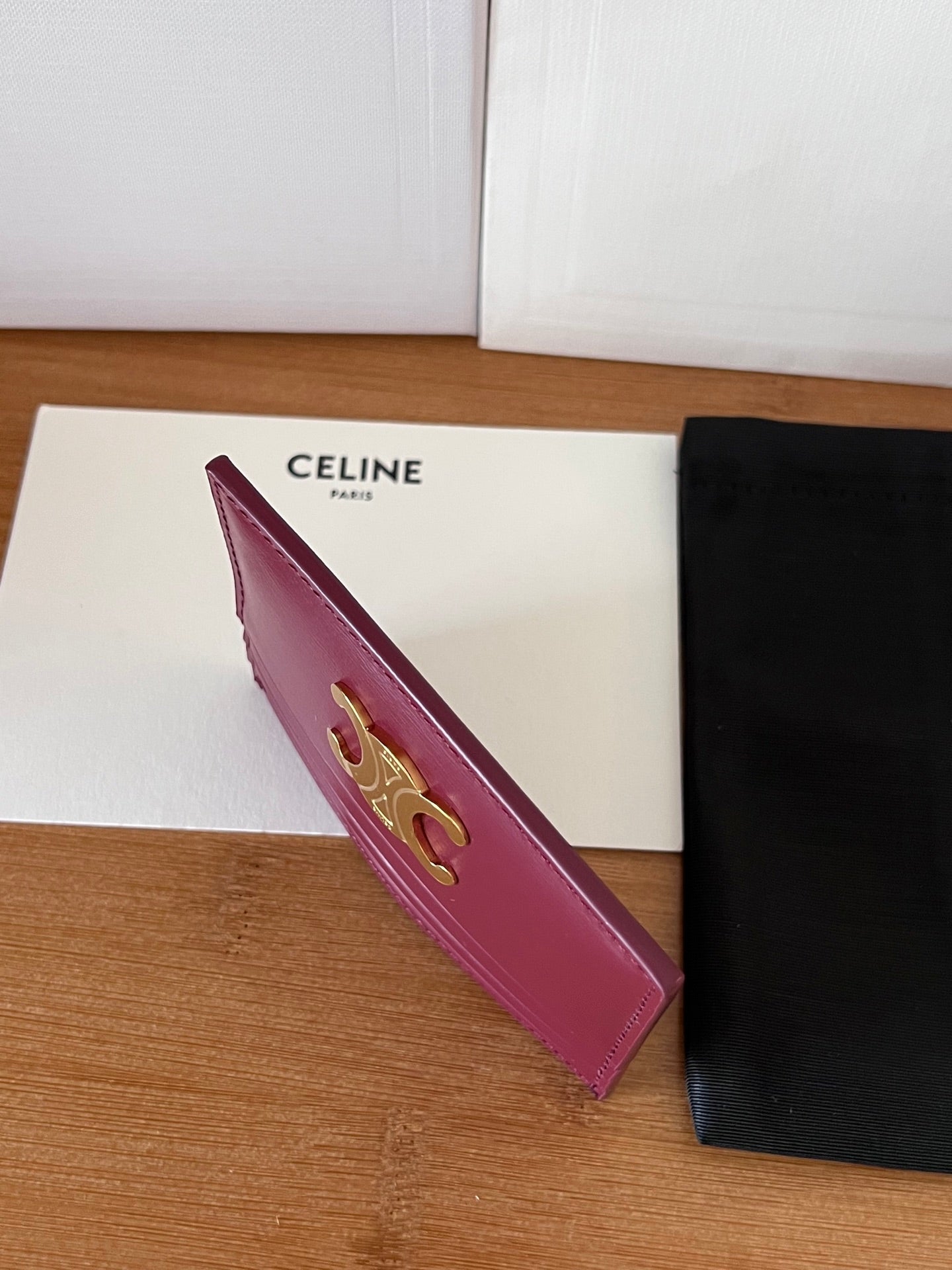 CELINE 25S CARD HOLDER WITH TRIOMPHE LOGO 11 IN OXBLOOD CALFSKIN