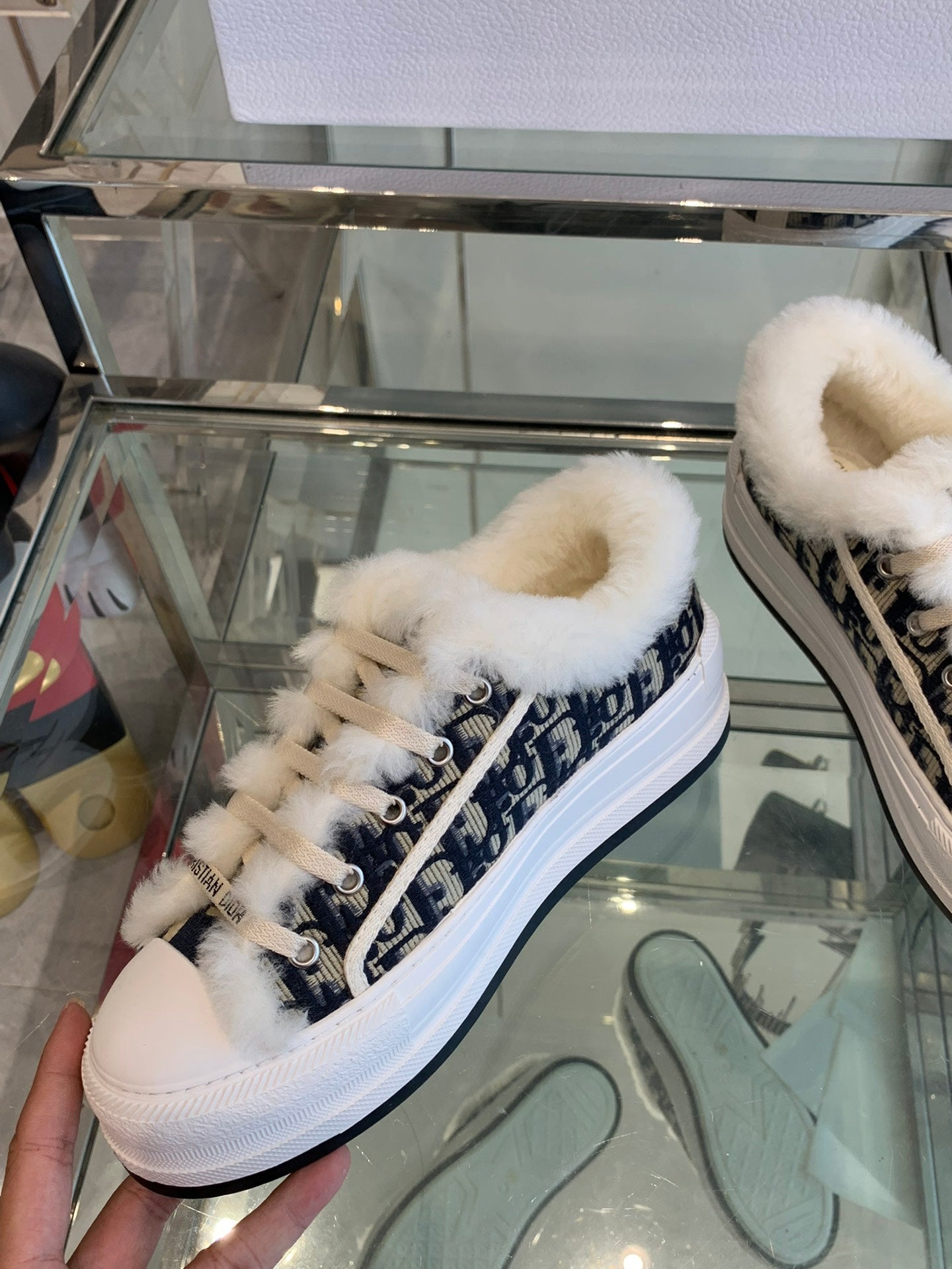 DIOR ALK'N PLATFORM SNEAKER CAMEL BROWN COTTON EMBROIDERED WITH OBLIQUE MOTIF AND WHITE SHEARLING
