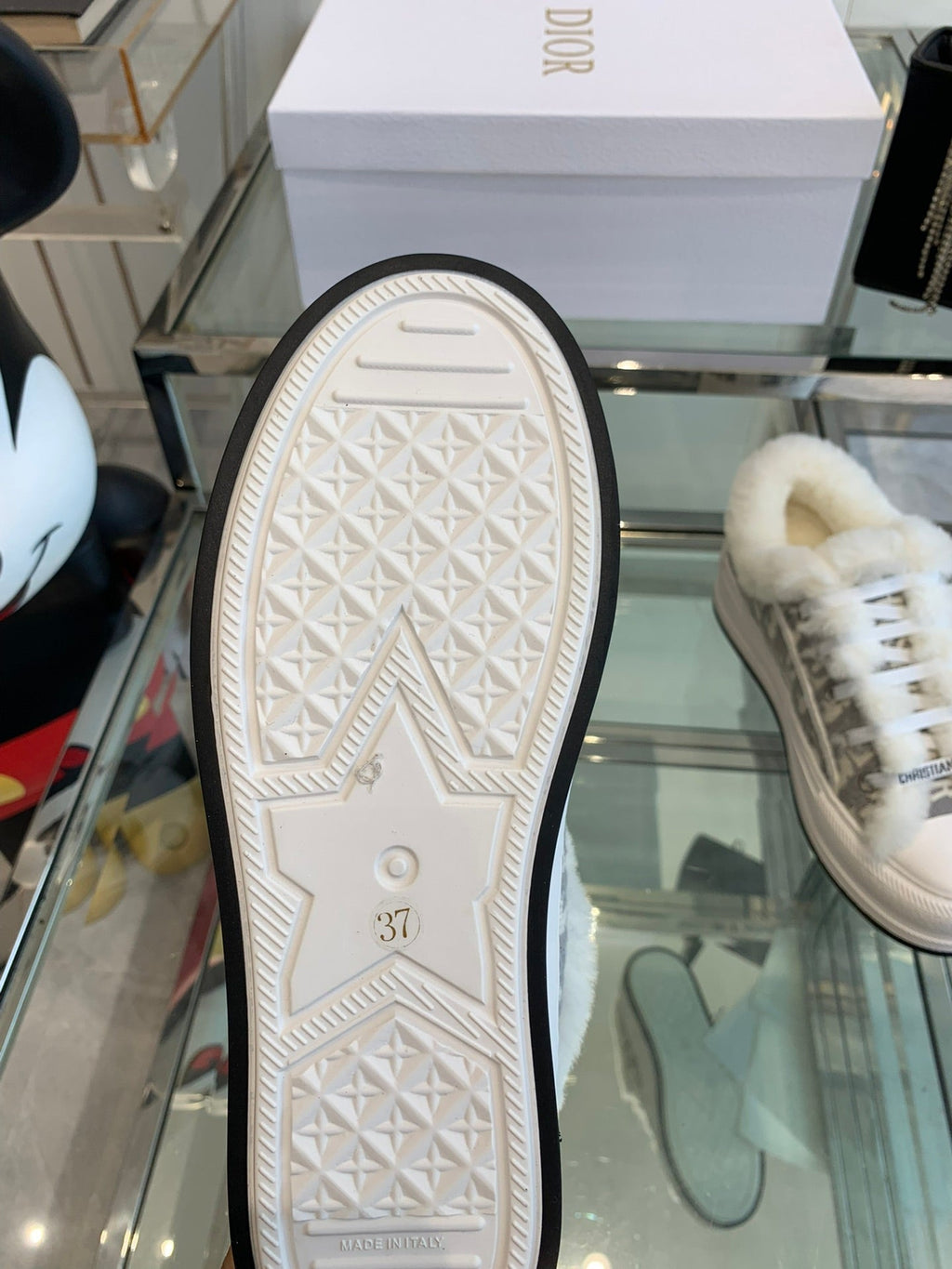 DIOR ALK'N PLATFORM SNEAKER PALE GRAY COTTON EMBROIDERED WITH OBLIQUE MOTIF AND WHITE SHEARLING