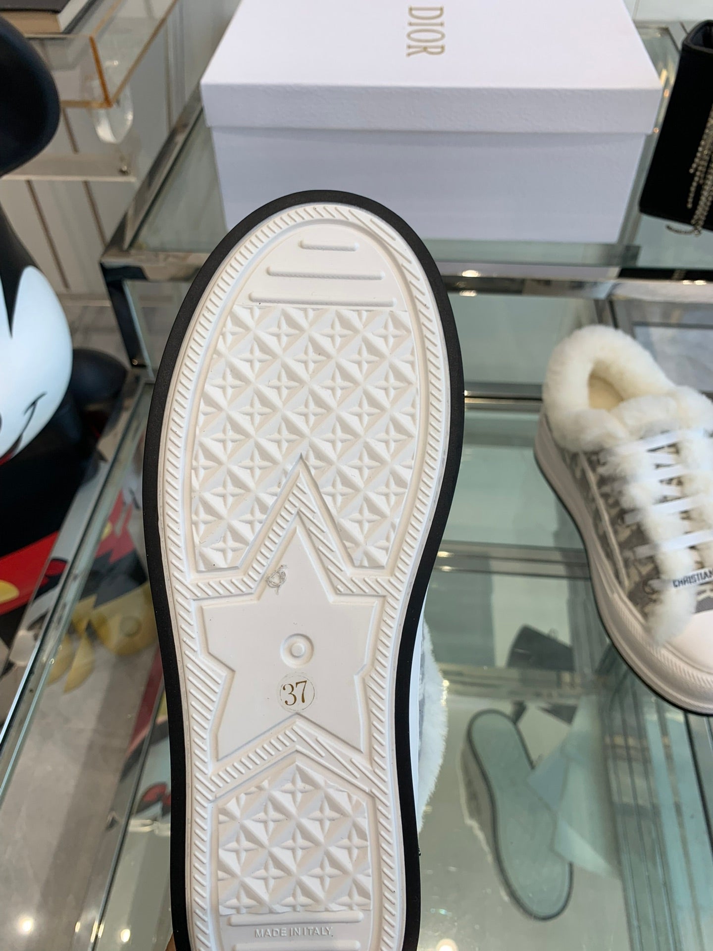 DIOR ALK'N PLATFORM SNEAKER PALE GRAY COTTON EMBROIDERED WITH OBLIQUE MOTIF AND WHITE SHEARLING