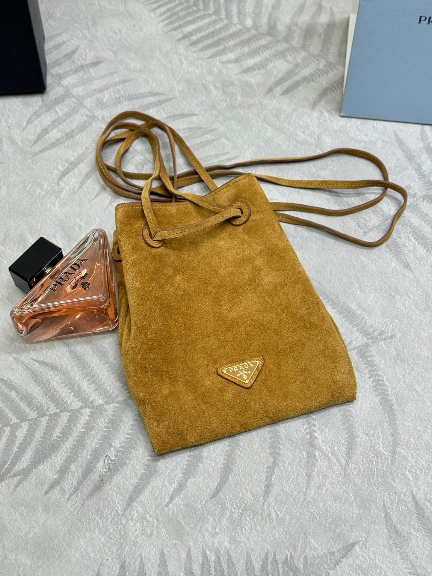 PRADA 25S BUCKET BAG 20 IN LIGHT CARAMEL SUEDE GOLD HARDWRE
