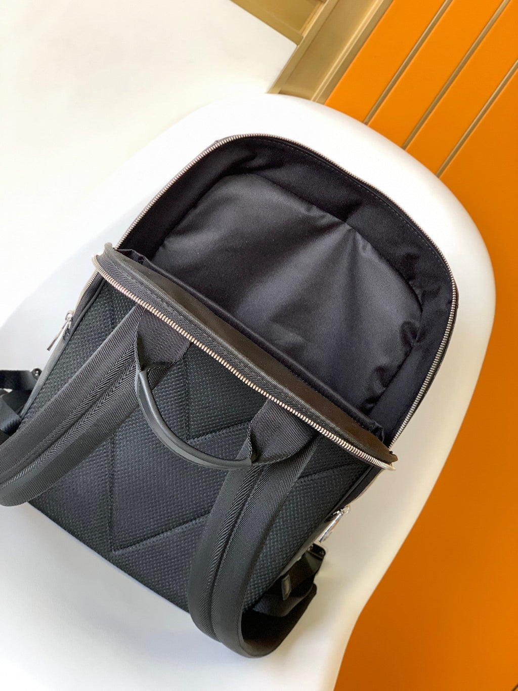LOUIS VUITTON LV 25S MICHAEL BACKPACK 42 IN DAMIER INFINI ONYX CALFSKIN
