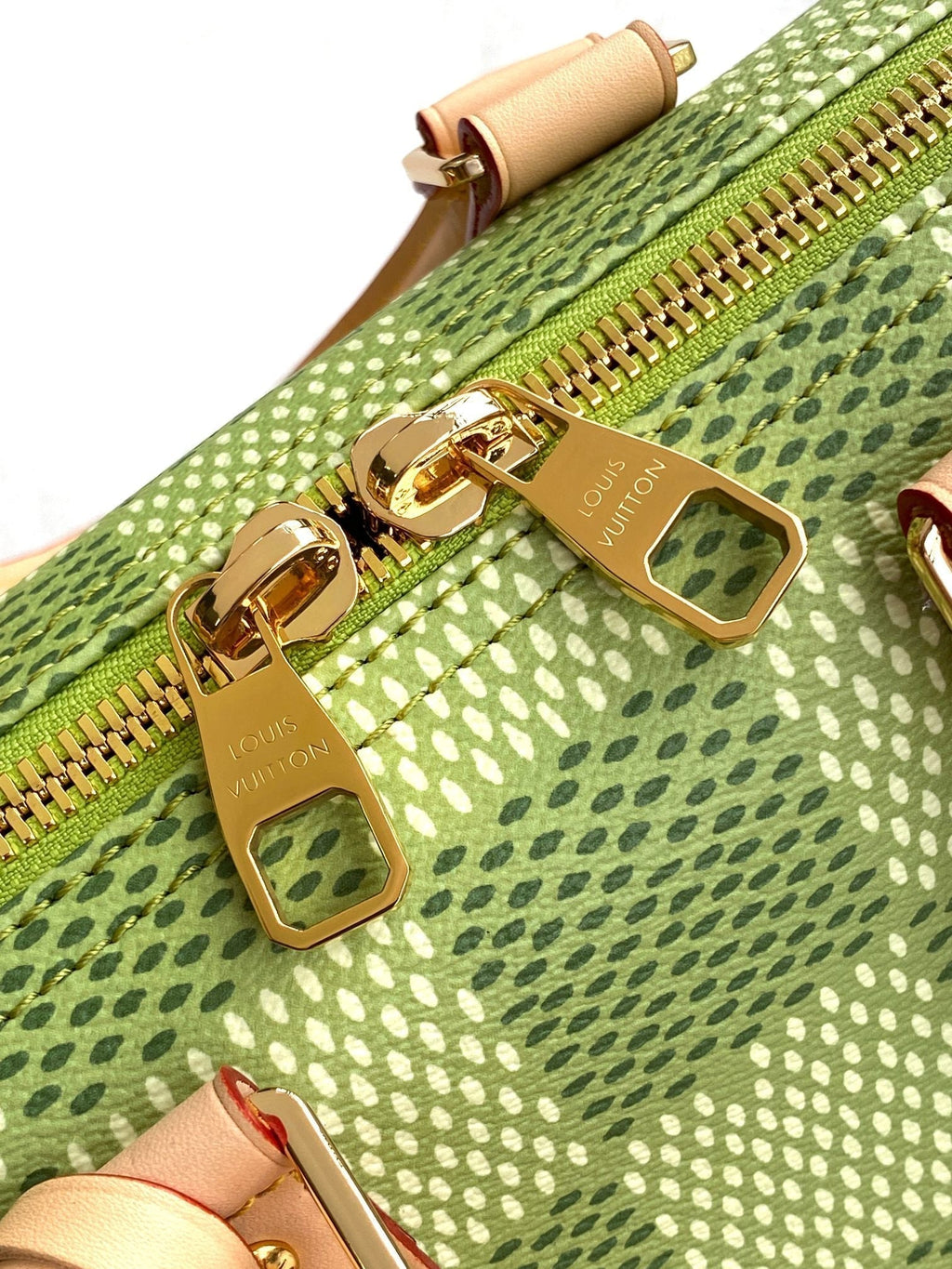 LOUIS VUITTON KEEPALL BANDOULIÈRE 34 BAG IN GREEN DAMIER GOLF COATED CANVAS