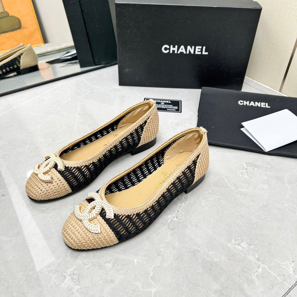 CHANEL BALLET FLAT 10 MM IN BLACK MIX BEIGE RAFFIA