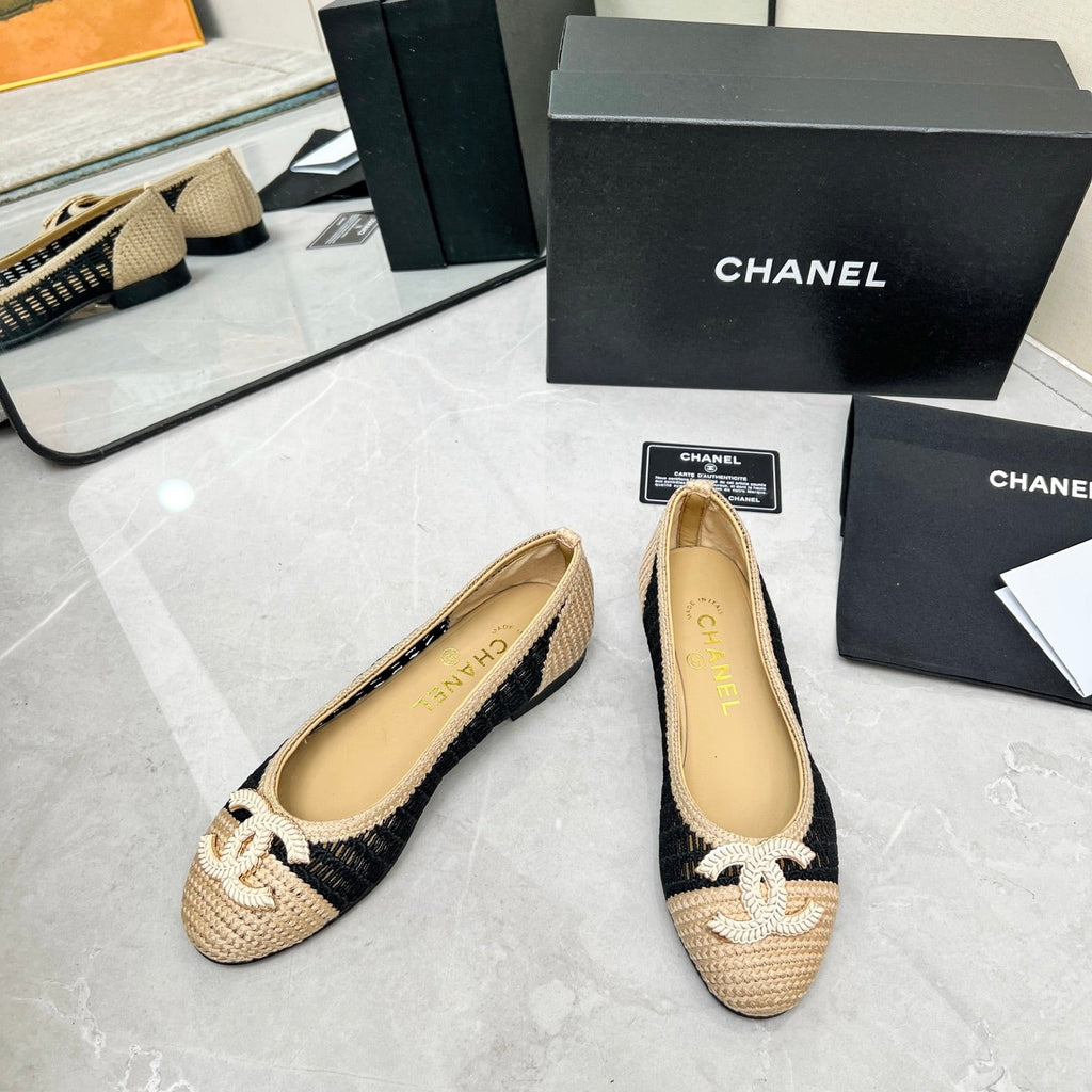 CHANEL BALLET FLAT 10 MM IN BLACK MIX BEIGE RAFFIA