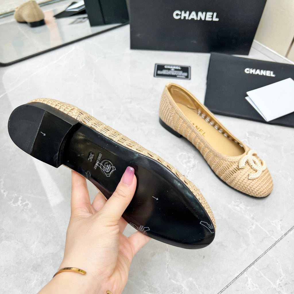 CHANEL BALLET FLAT 10 MM IN BEIGE RAFFIA