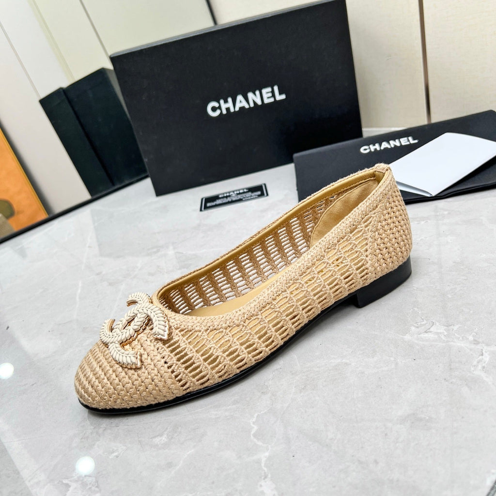 CHANEL BALLET FLAT 10 MM IN BEIGE RAFFIA