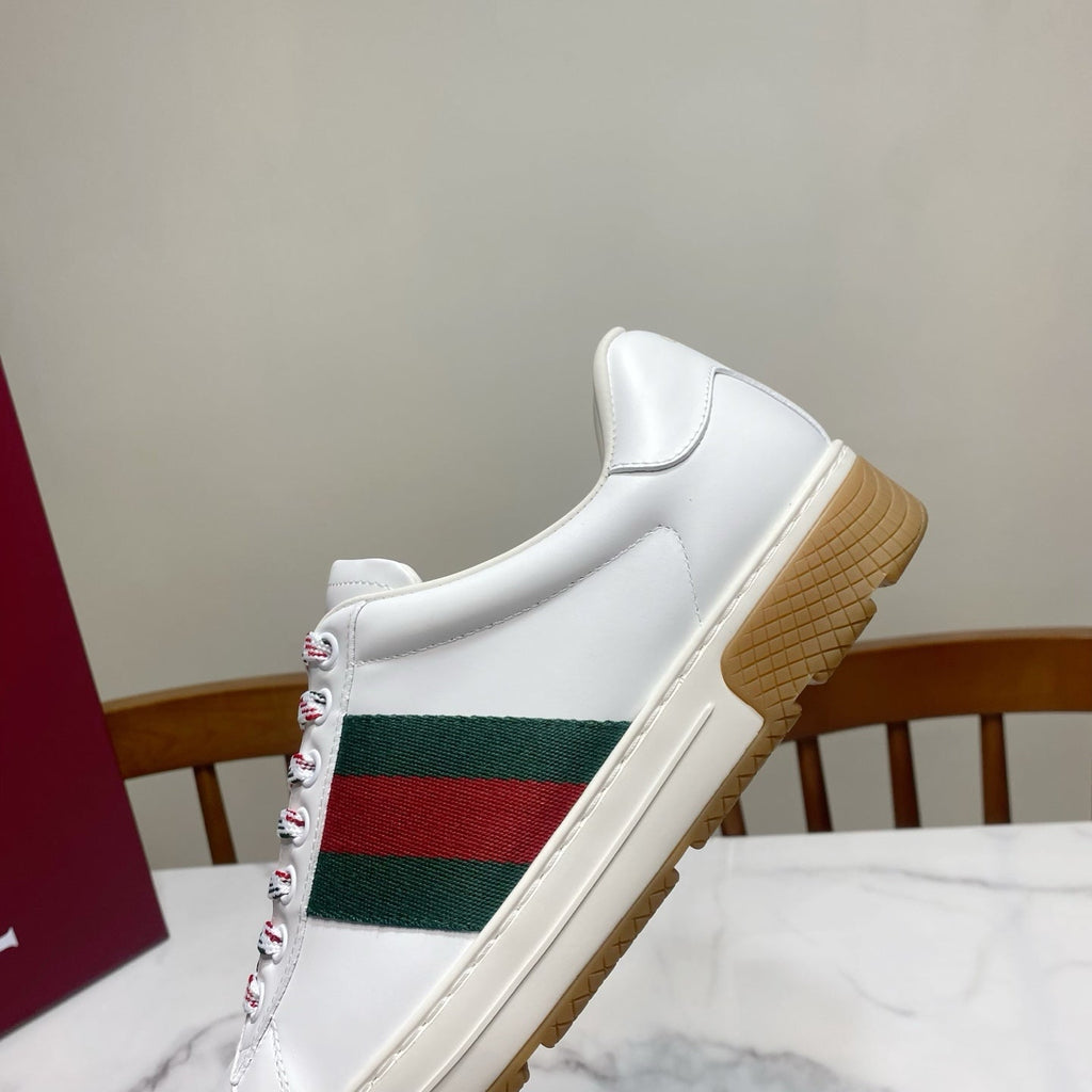 GUCCI 26S SNEAKER IN WHITE CALFSKIN