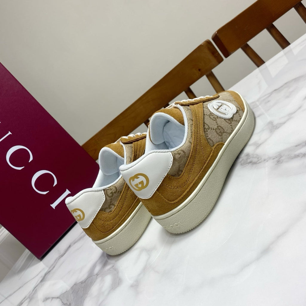 GUCCI 26S SNEAKER IN BEIGE CANVAS AND BROWN SUEDE