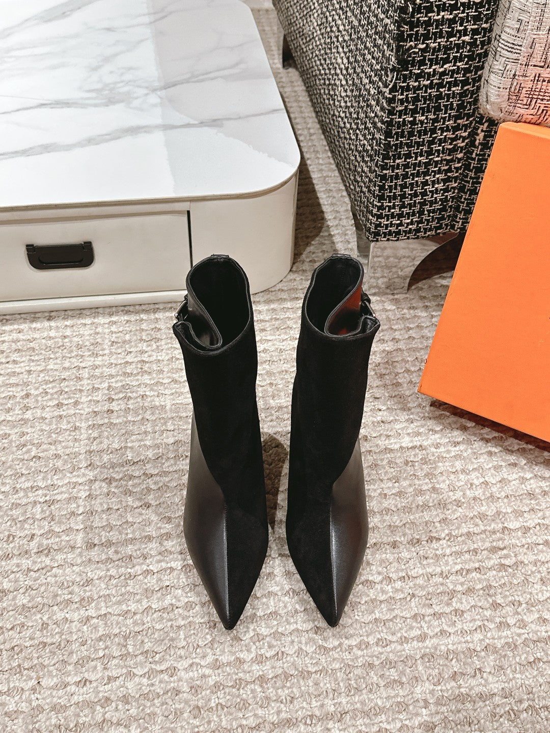 HERMES HILONA 6 CM ANKLE BOOTS IN BLACK CALFSKIN AND SUEDE