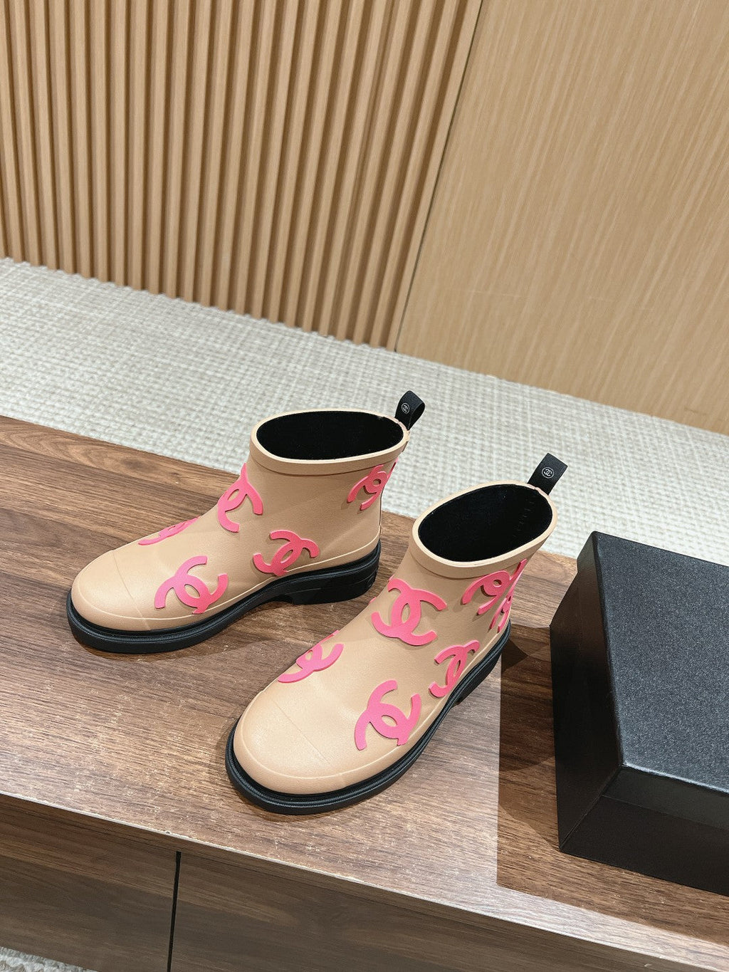 CHANEL RAIN BOOTS BEIGE CREAM TPU WITH PINK LOGO