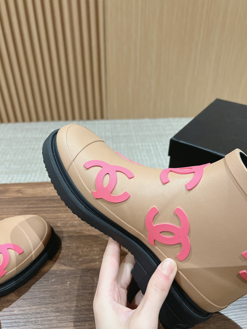 CHANEL RAIN BOOTS BEIGE CREAM TPU WITH PINK LOGO