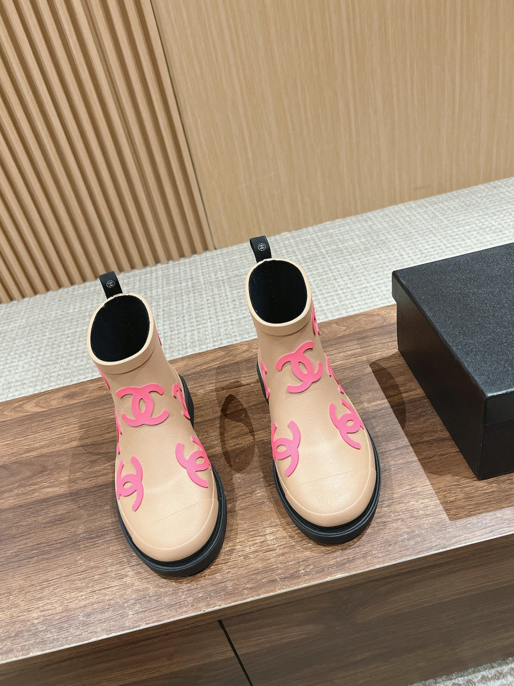 CHANEL RAIN BOOTS BEIGE CREAM TPU WITH PINK LOGO