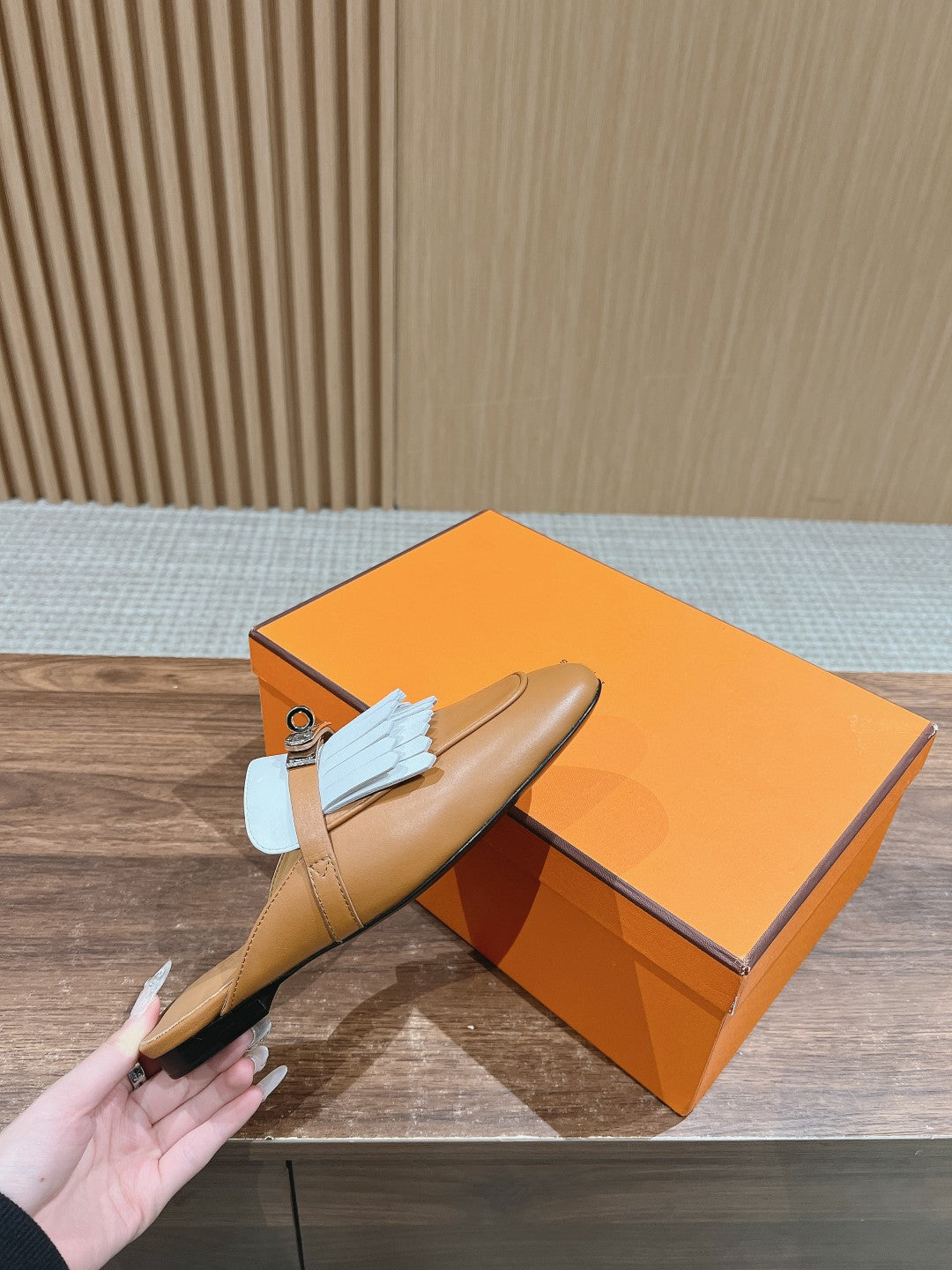 HERMES 0Z Mule Fringed Bronze