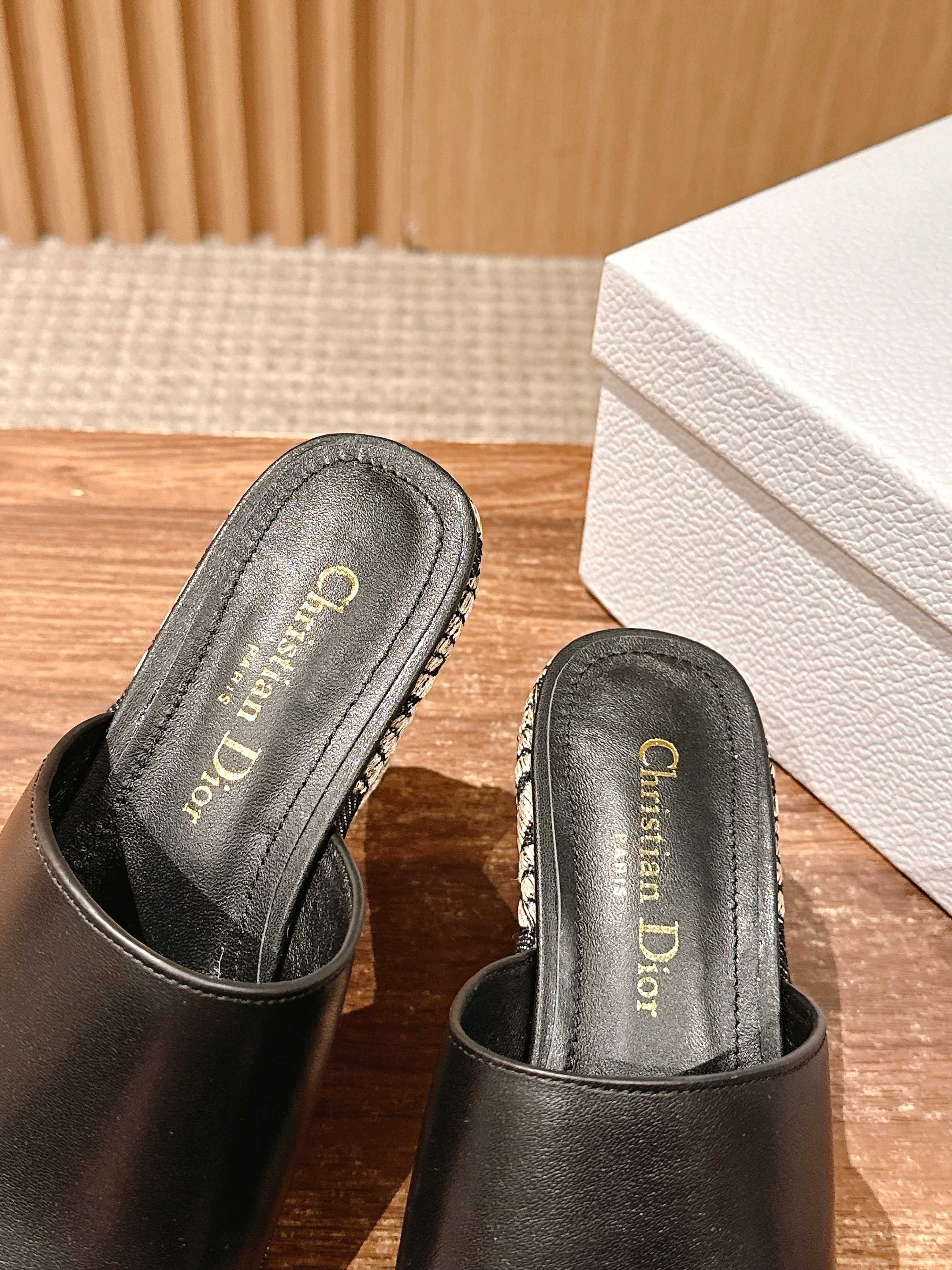 DIOR ATTITUDE WEDGE SLIDE 90MM IN BLACK CALFSKIN CANVAS SOLE