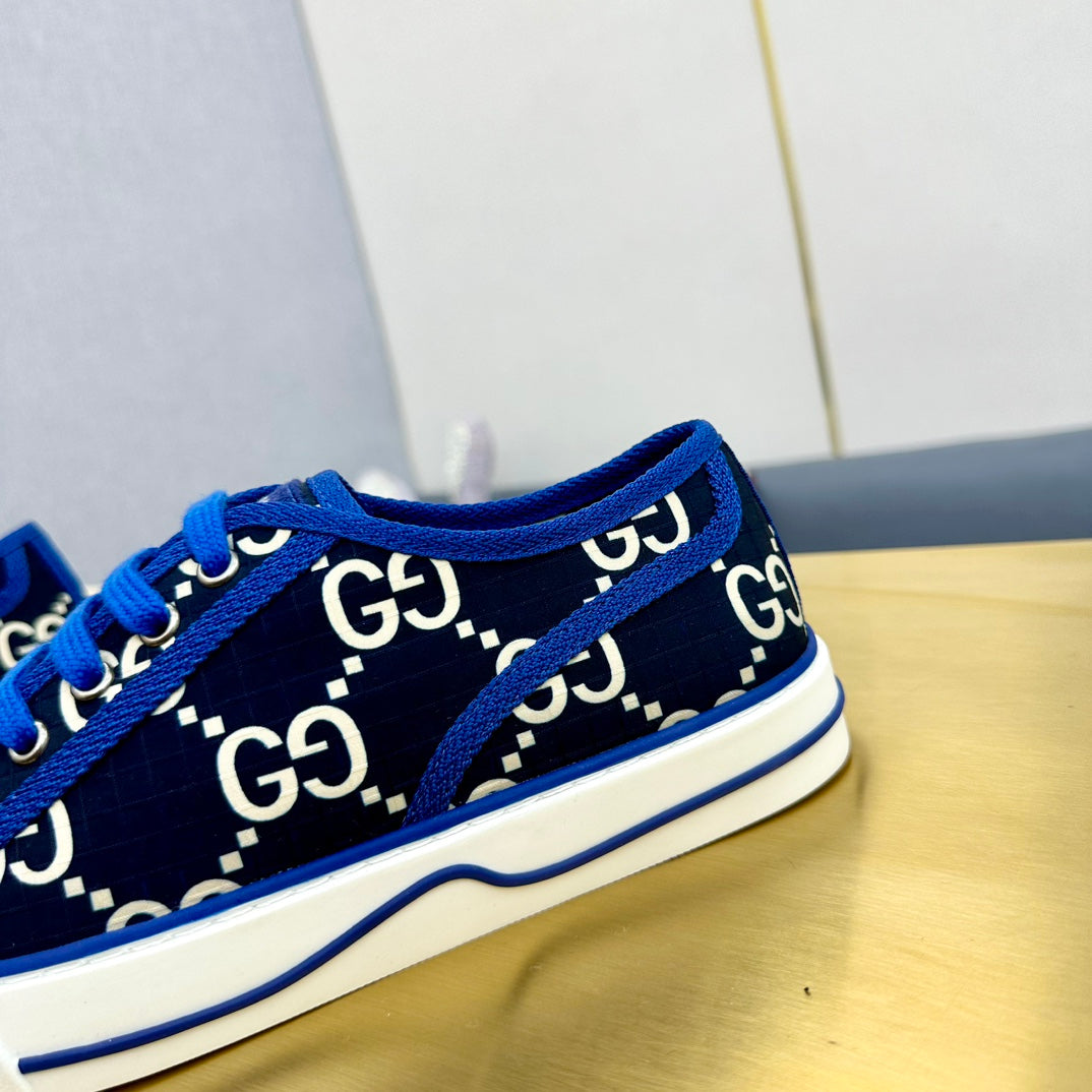 GUCCI TENNIS 1977 TRAINER BLACK AND COBALT CANVAS