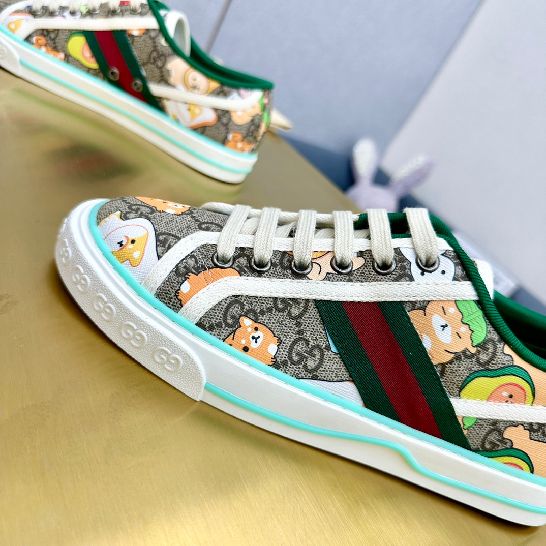 GUCCI TENNIS 1977 TRAINER CANVAS WITH ANIMALS MOTIF