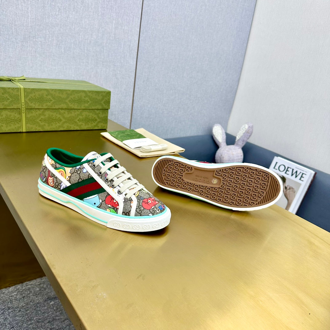 GUCCI TENNIS 1977 TRAINER CANVAS WITH ANIMALS MOTIF