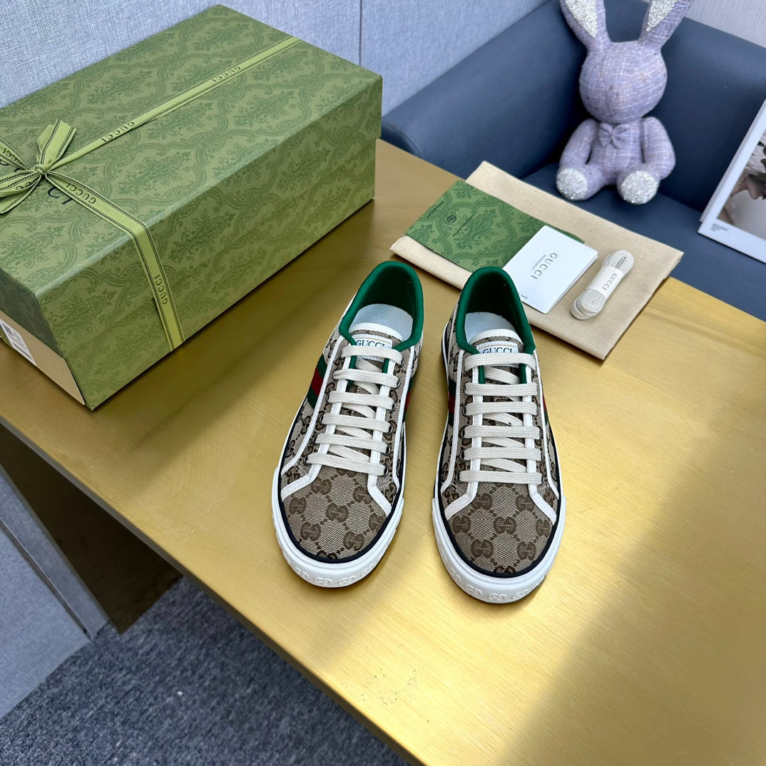 GUCCI TENNIS 1977 TRAINER LIGHT BROWN CANVAS WITH BLACK TRIM