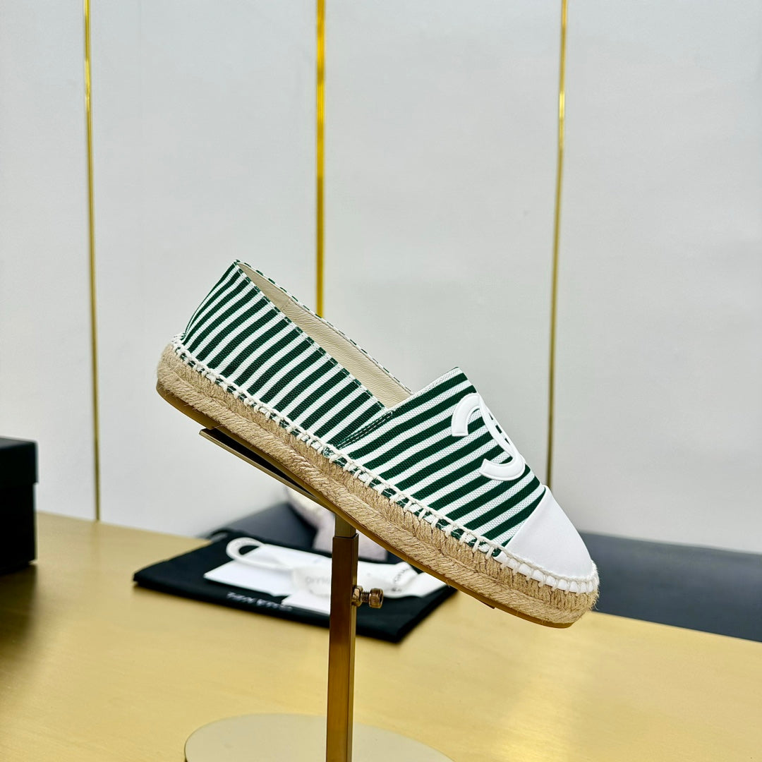 CHANEL SLIP-ON 25S IN DARK GREEN AND WHITE FABRIC WITH STRIPED PATTERN