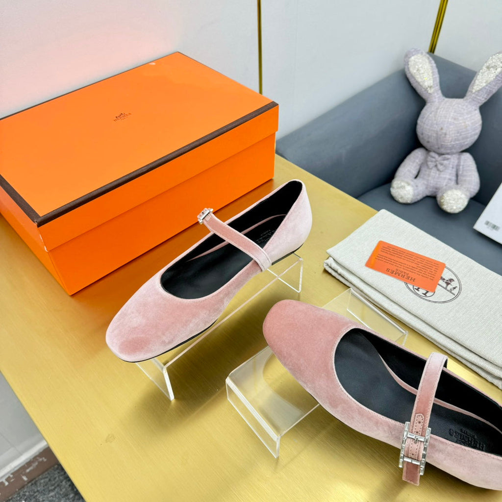 HERMES BALLET FLATS IN LIGHT PINK SUEDE