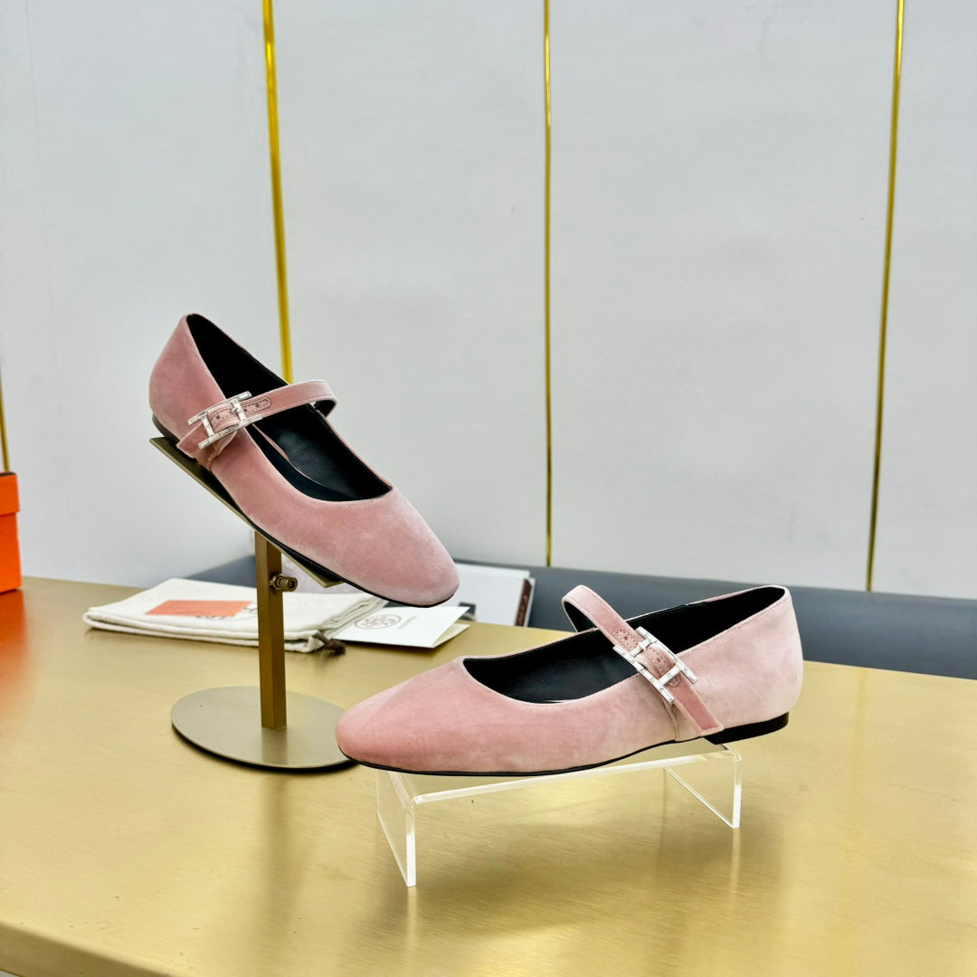 HERMES BALLET FLATS IN LIGHT PINK SUEDE